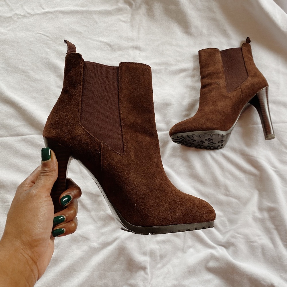 Lauren Ralph Lauren - Tiara Heeled Suede Booties